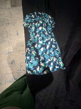 Banana Republic Tropical Leaf Print Twist Neck Short Sleeve Fit and Flare Dress